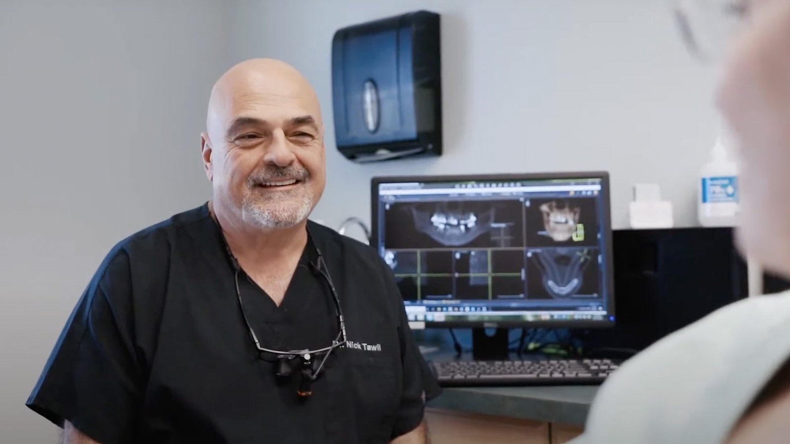 Jacksonville Best Dentist Comfortable & Stress-Free Dental Implant Procedures